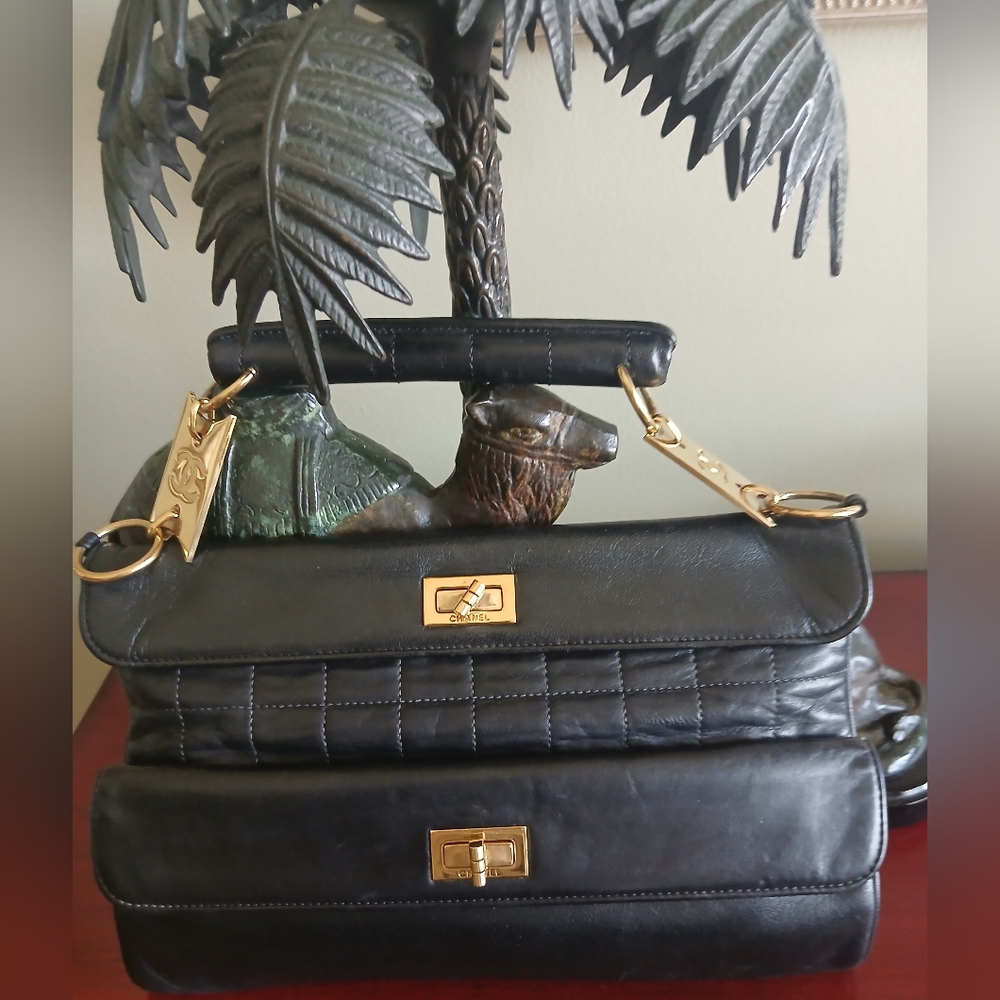 Rare CHANEL Mademoiselle Double Ressue Flap Handbag - Picture 4 of 16